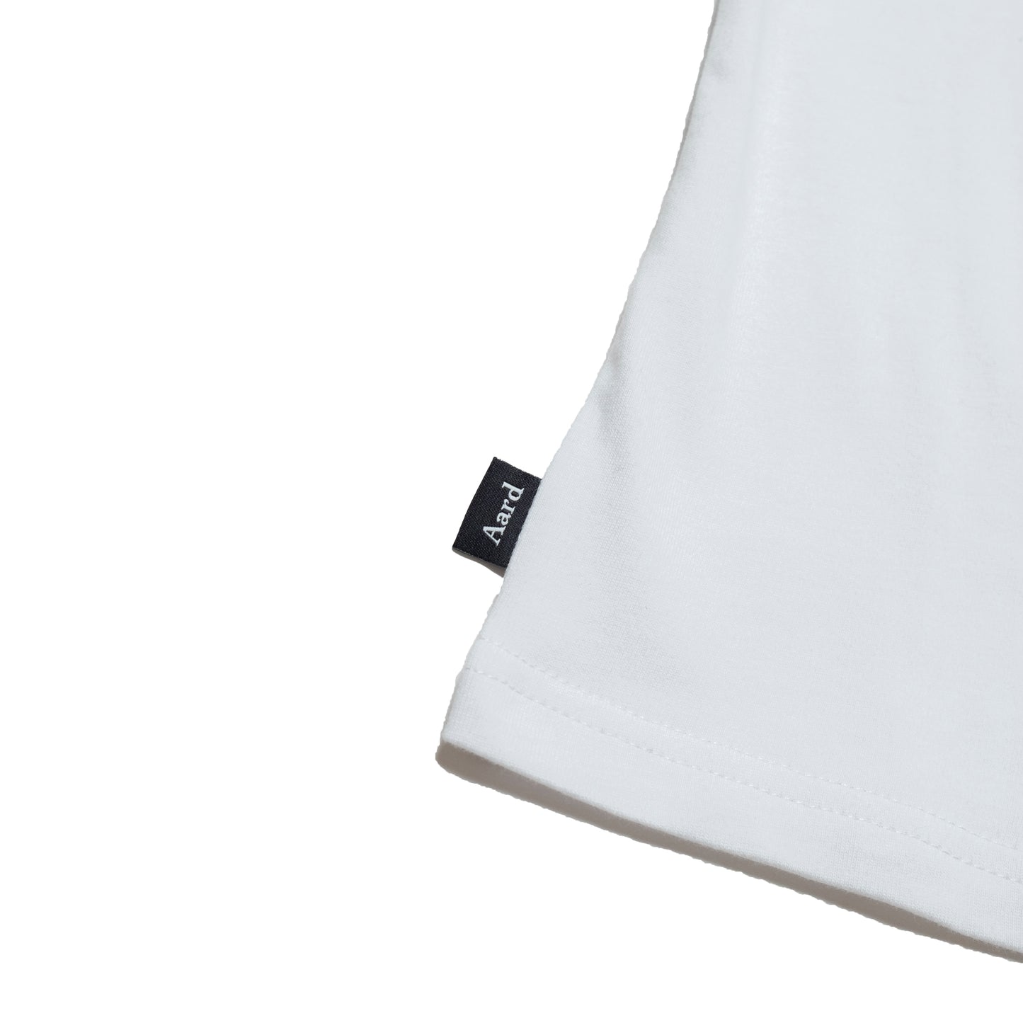 Aard Photo SS Tee White