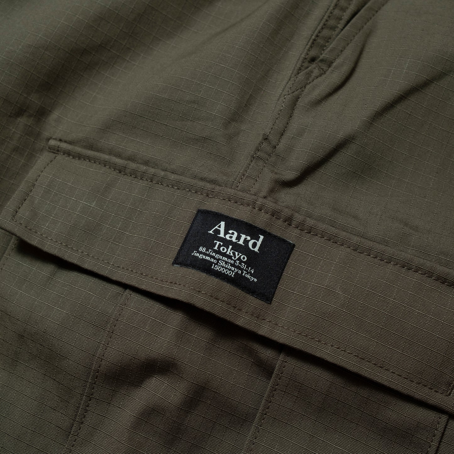 Aard Tokyo Label Field Short Olive