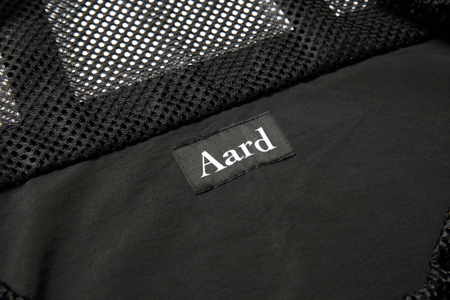 Aard Name Sholder Cargo Black