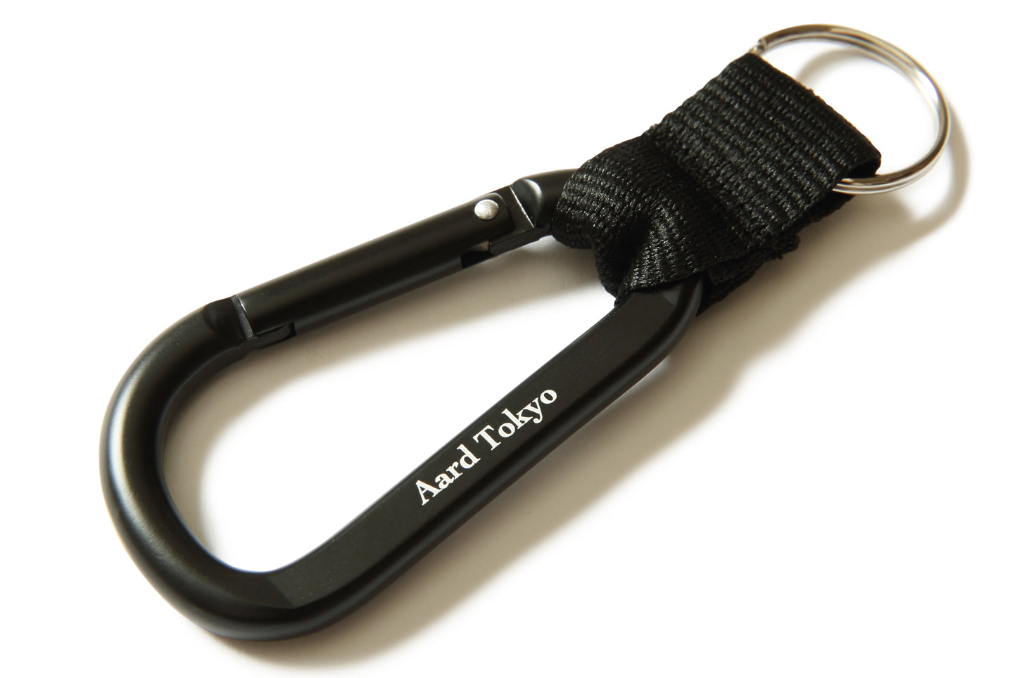 Aard Tokyo Address Carabiner