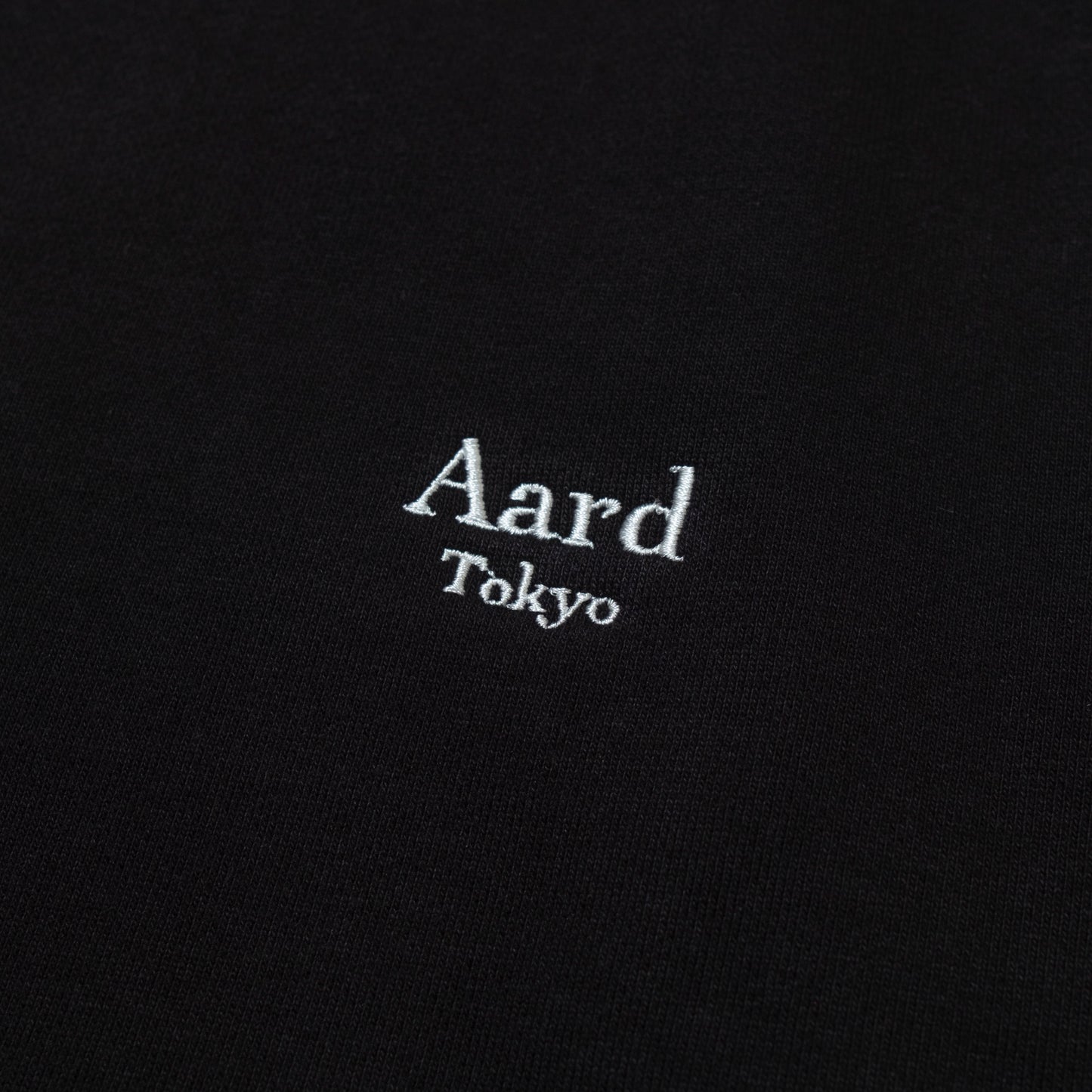 Aard Tokyo Logo Crewneck Black